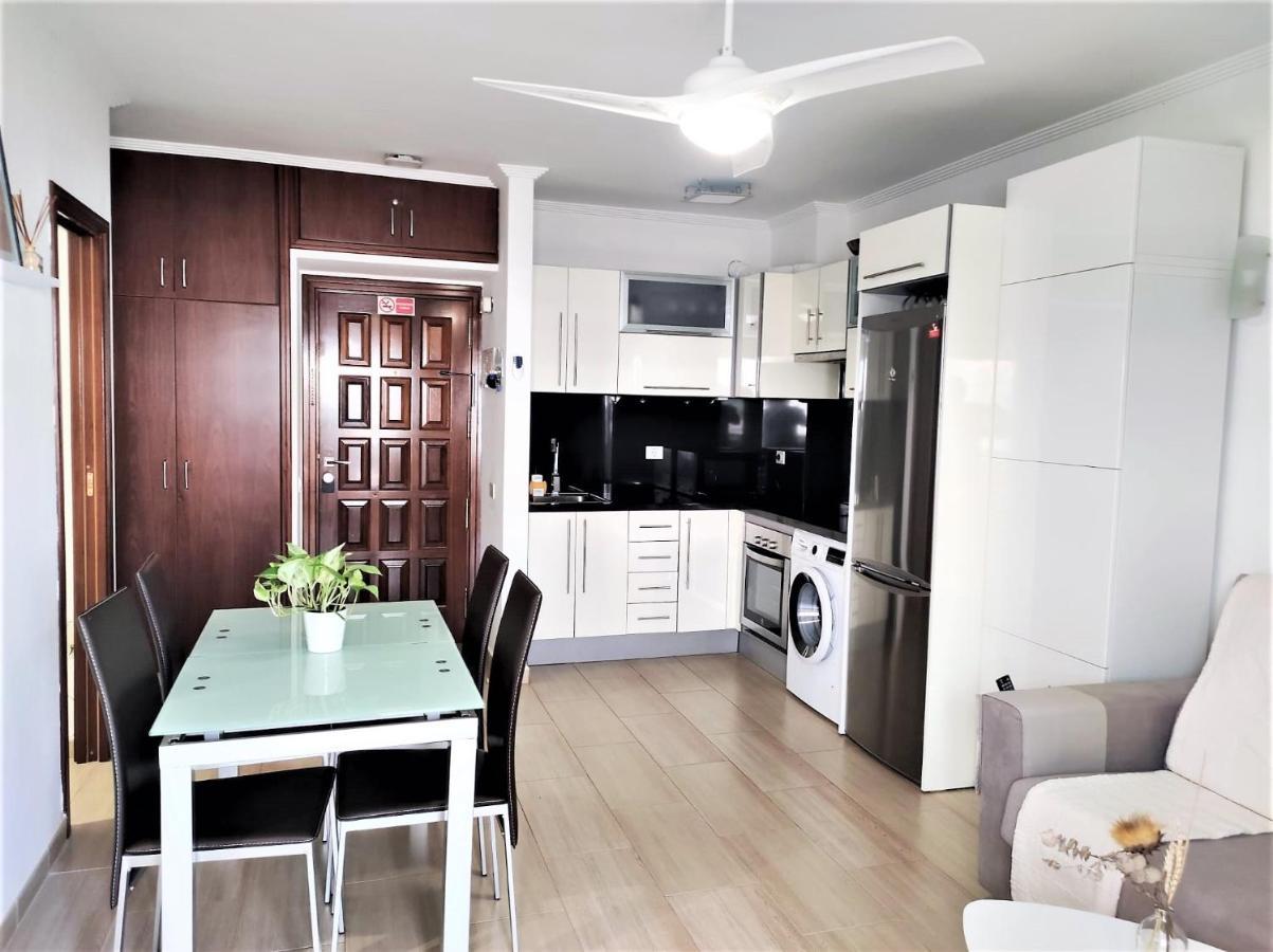 Sunshine Apartment Los Cristianos Лос Кристианос Екстериор снимка