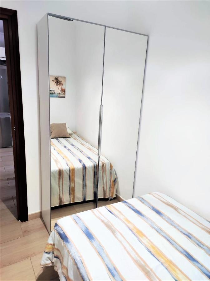 Sunshine Apartment Los Cristianos Лос Кристианос Екстериор снимка